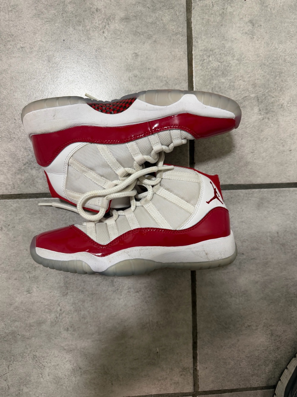 Air Jordan 11 Retro Cherry
